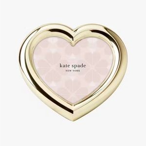 NWT Kate Spade Heart Picture Frame